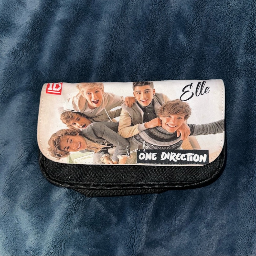 Y2K One Direction (1D) Mini Zippered Pouch (Has The Name Elle On Front)